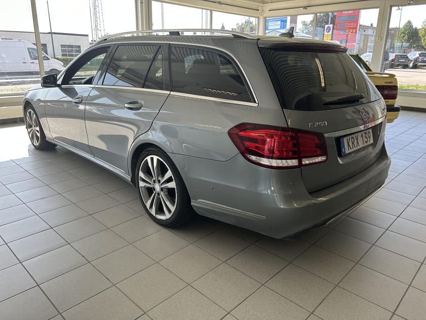 Bild 5 av Mercedes-Benz E 250 T BlueTEC 4MATIC 