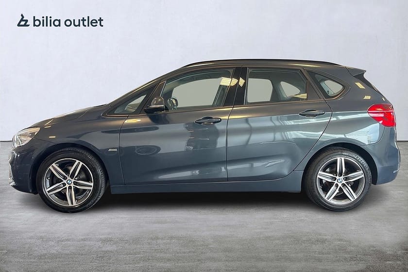 Bild 3 av BMW 218d xDrive Active Tourer 218 Sport line 150hk Kamera Värmare