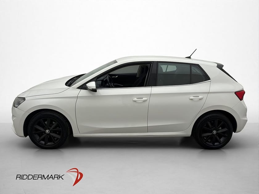 Bild 4 av Škoda Fabia Skoda 1.0 TS 110hk Style Carplay Bluetooth Farthållare