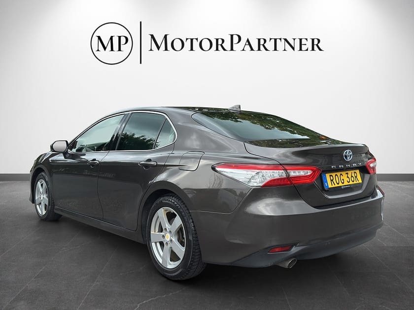 Bild 5 av Toyota Camry Hybrid CVT Executive Kamera Skinn Moms JBL