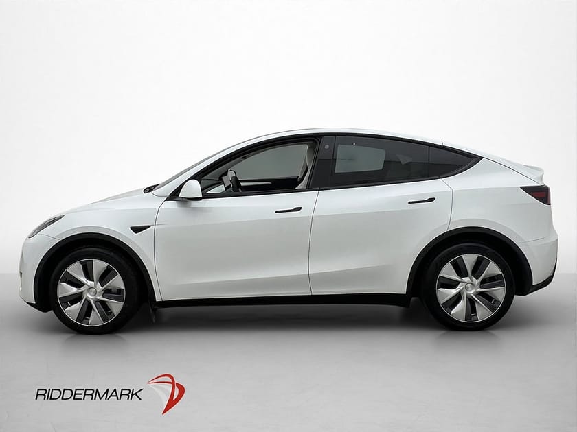 Bild 5 av Tesla Model Y Long Range AWD Pano Drag AP Nav Värmepump MOMS