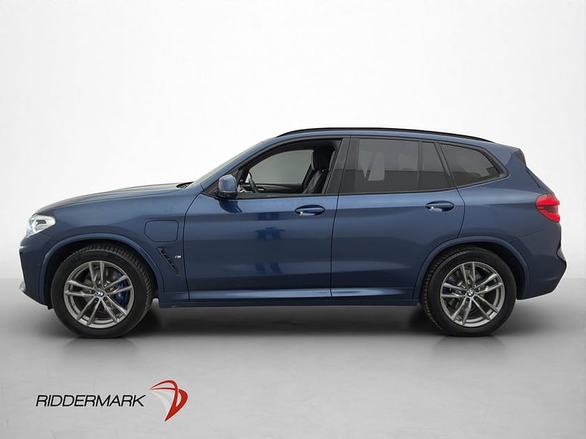 Bild 4 av BMW X3 xDrive30e M Sport Hifi  Cockpit 360° Skinn Navi Drag