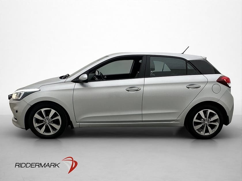 Bild 4 av Hyundai i20 1.2 blue 84hk ComfortPlus M/K Värm Bluetooth AC