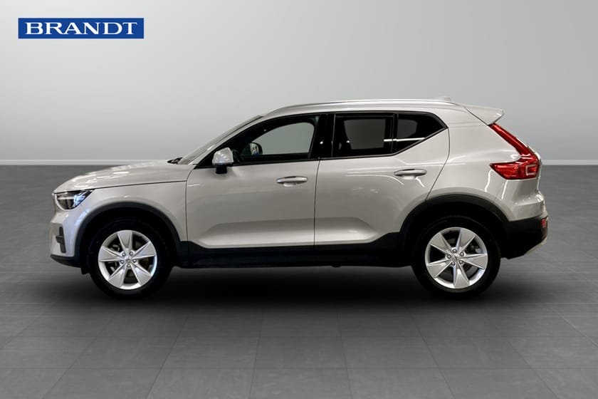 Bild 3 av Volvo XC40 B4 FWD Bensin Core SE II