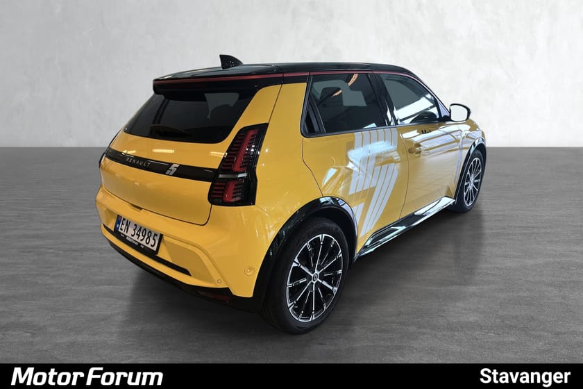Bilde 3 av Renault 5 E-Tech Iconic five - Topp utstyrt