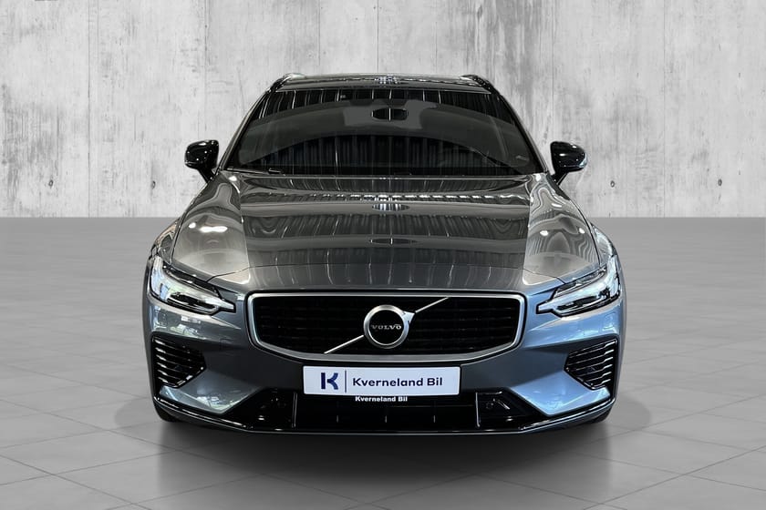 Bilde 2 av Volvo V60 T8 AWD TwinEngine R-Design/H-feste/R-kamera/LED/Pano