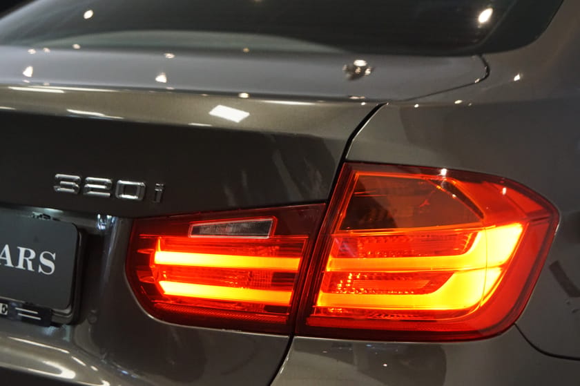 Bild 5 av BMW 320i Sedan