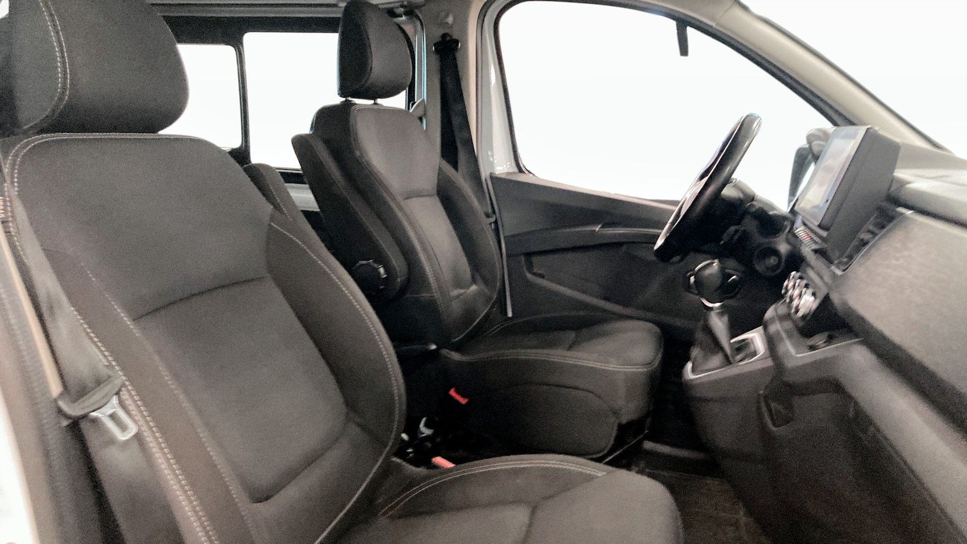 Renault Trafic Blue dCi 170 Nordic Line 2024, photo 3/9