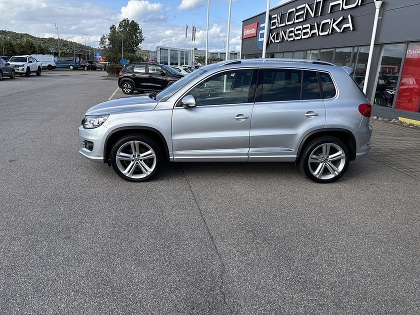 Bild 3 av Volkswagen Tiguan 2.0 TDI  4Motion R- Line skinn drag panorama värmare