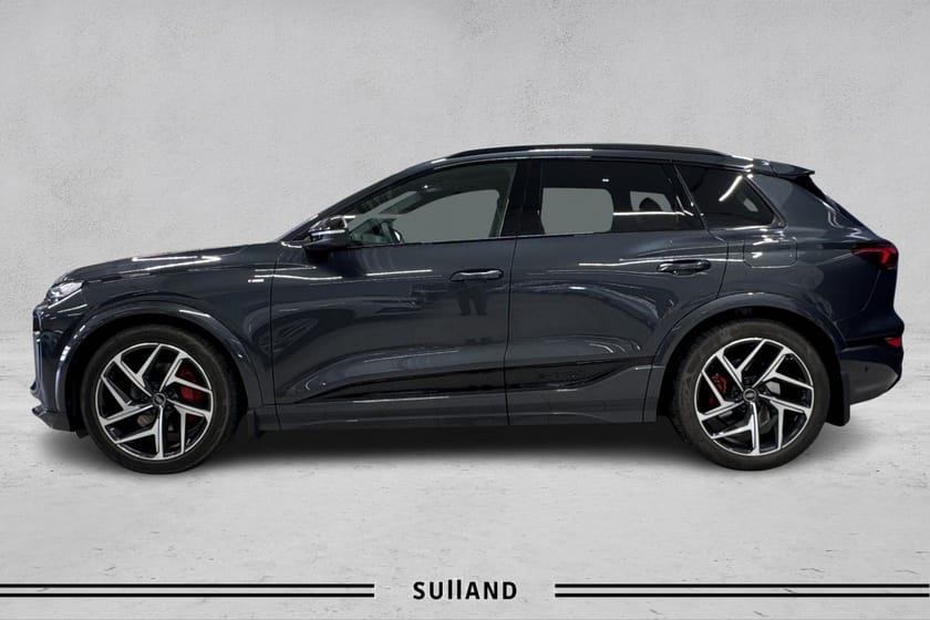 Bilde 2 av Audi Q6 e-tron quattro q s line pro black