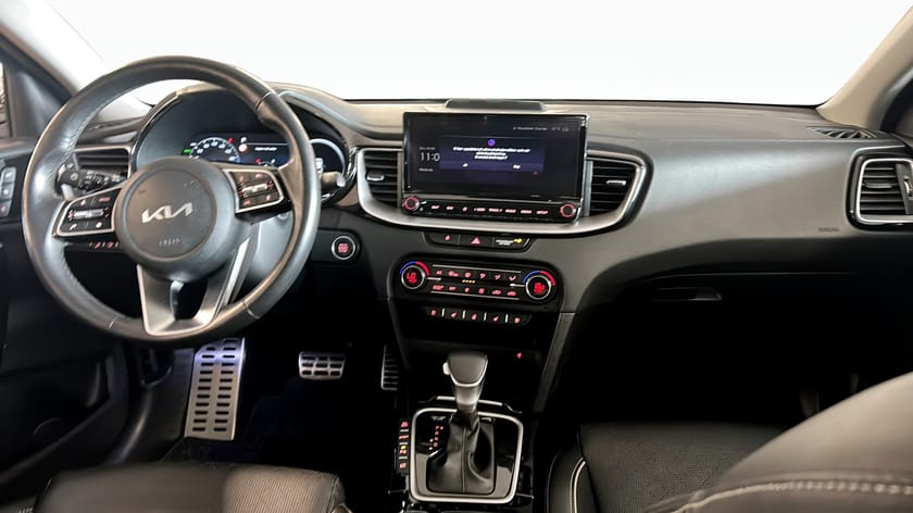Bild 4 av Kia XCeed Plug-in Hybrid PHEV ADVANCE PLUS Pano B-kamera P-sensorer