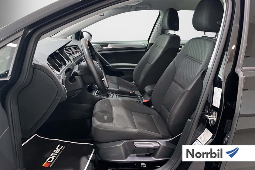 Bild 5 av Volkswagen Golf TSI 110 App connect / Adaptiv farthållare