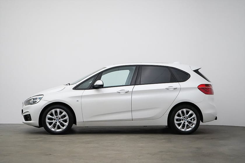 Bild 3 av BMW 218d Active Tourer 218 / 150hk / Sportline / Drag / Pano