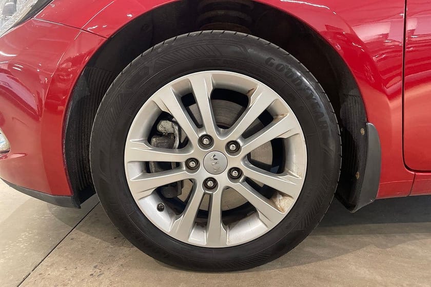 Bild 5 av Kia cee'd_sw 1.6 CRDi EX Comfort / Navi / Backkamera / Rattvärme