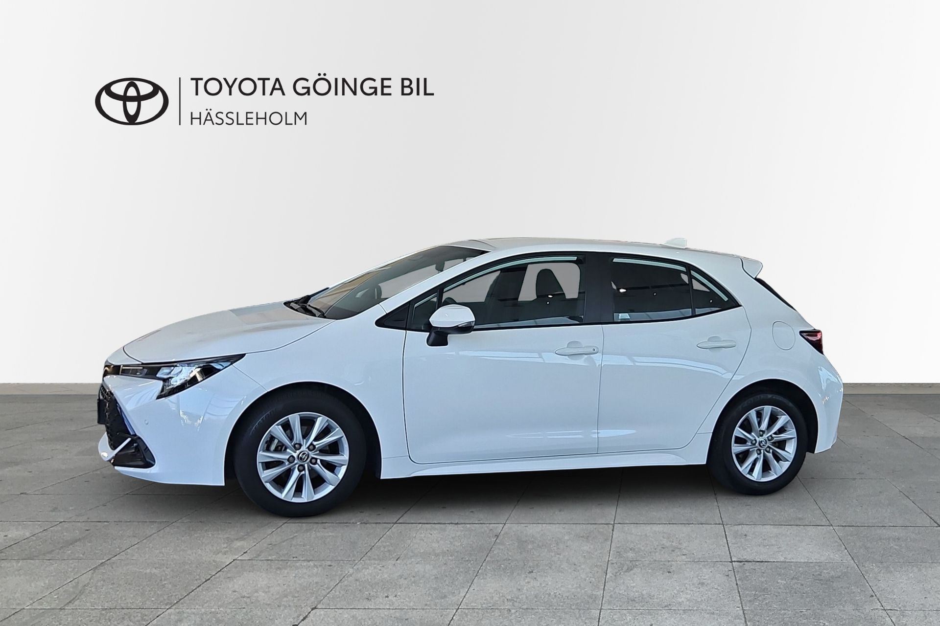 Toyota Corolla 1,8 5d Active 2023, bild 3/10