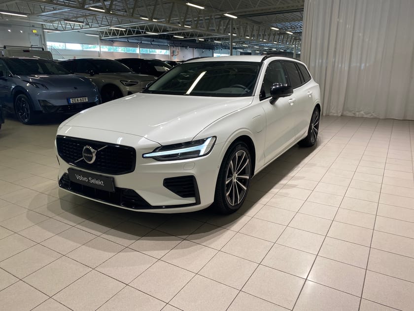 Bild 5 av Volvo V60 T6 Plus Dark Edition