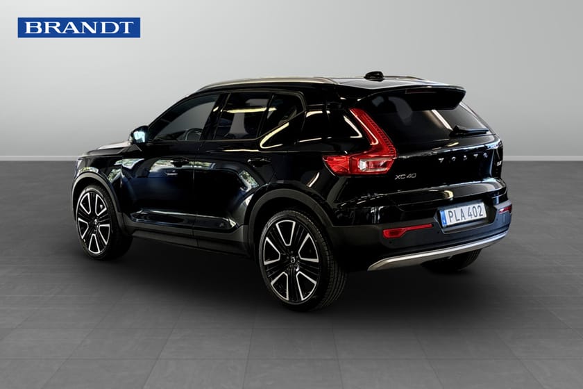 Bild 2 av Volvo XC40 D4 AWD Momentum Intro Edition