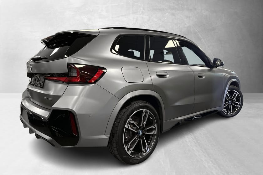 Bilde 3 av BMW iX1 xDrive30 30e Msport, Skinn, Pano, Harman, ACC, 360 kamera, Krok