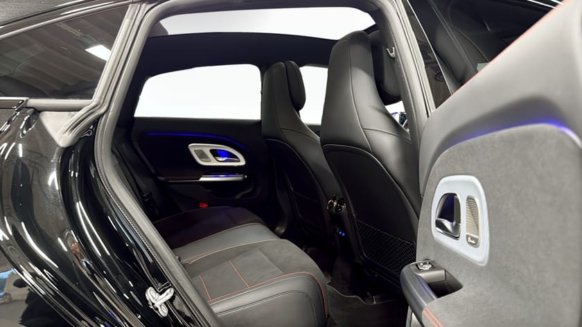 Bild 5 av Mercedes-Benz CLA 250+