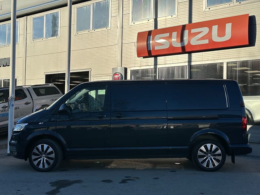Bild 3 av Volkswagen Transporter 2.0 TDI DUBBLA SKJUT | VÄRMARE | NYSERVAD