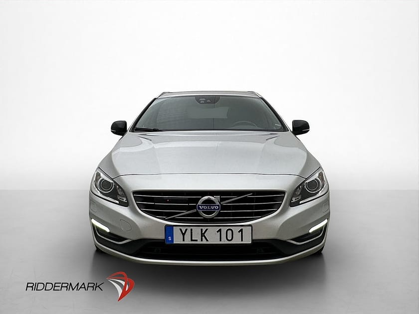 Bild 2 av Volvo V60 D5 Plug-in Hybrid AWD Summum Värmare Drag Skinn