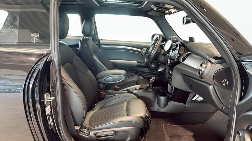 Bild 3 av MINI Cooper SE 184 hk Pano / H&K / HuD / Apple CarPlay