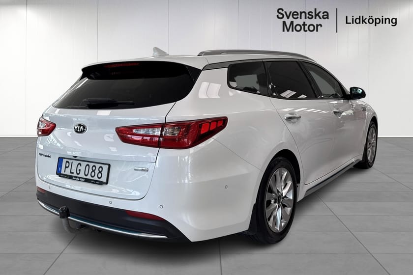 Bild 4 av Kia Optima Sport Wagon Plug-in Hybrid Wagon- Plug in I Panorama I Dragkrok I Harmon/Kardon