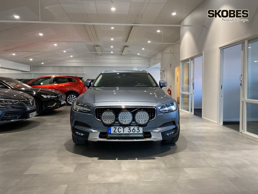 Bild 2 av Volvo V90 Cross Country D4 AWD Business Adv