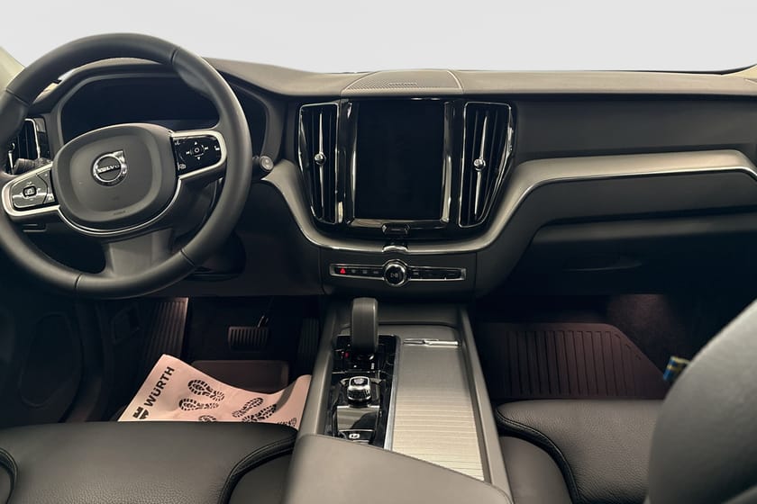 Bild 5 av Volvo XC60 T6 Plus Dark Nordic Edition