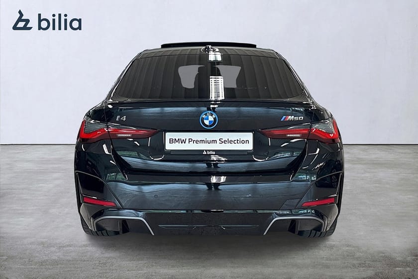 Bild 4 av BMW i4 M50 xDrive Gran Coupé M-Sport | Taklucka | Aktiv farth.