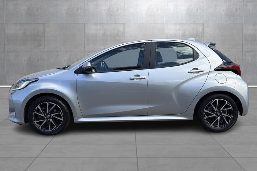 Bilde 2 av Toyota Yaris Hybrid Active Tech