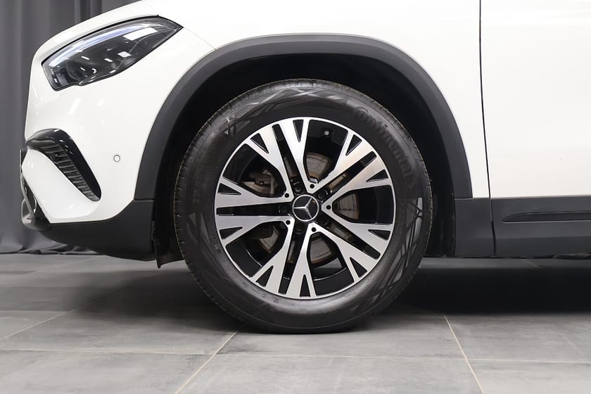 Bild 5 av Mercedes-Benz GLA 200 Progressive Line Advanced Plus Drag LED Night MOMS