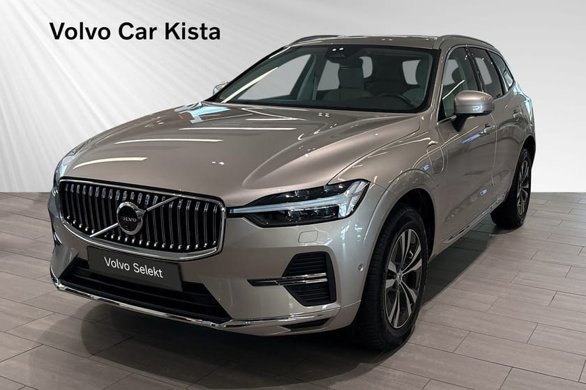 Bild 1 av Volvo XC60 Recharge T6 II Core Edition Pano Läder 360Kamera