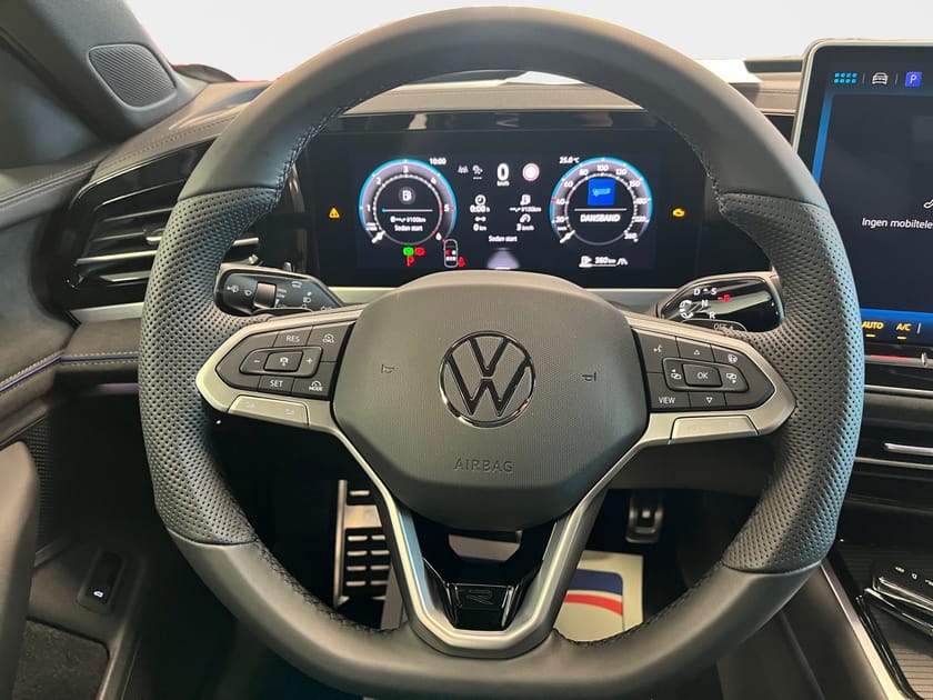 Bild 5 av Volkswagen Passat Sportscombi R-Line 2.0 TDI 4M *Head-up/Drag/Kamera*