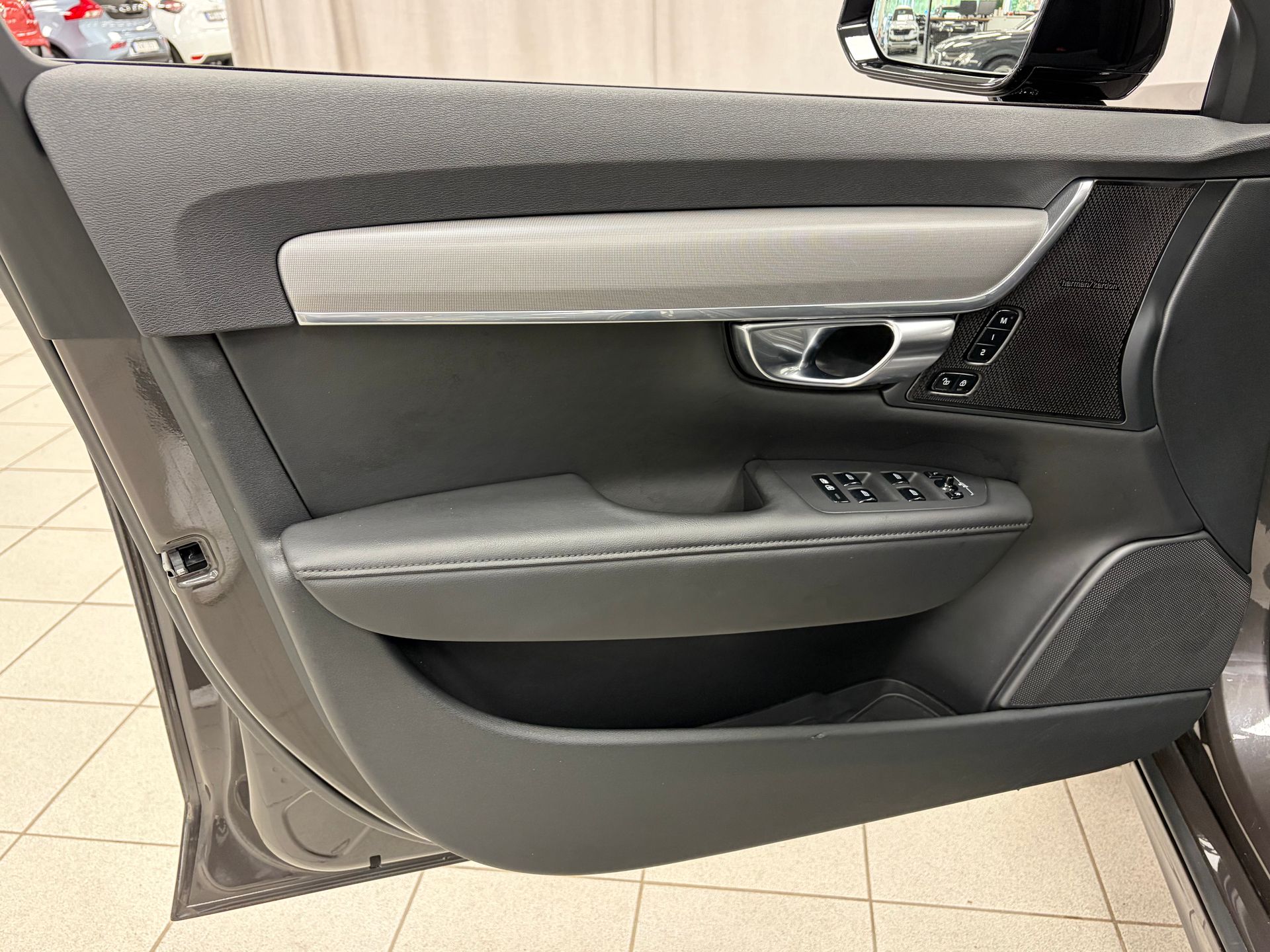Volvo V90 T6 Plus Dark Nordic Edition 2025, bild 5/10