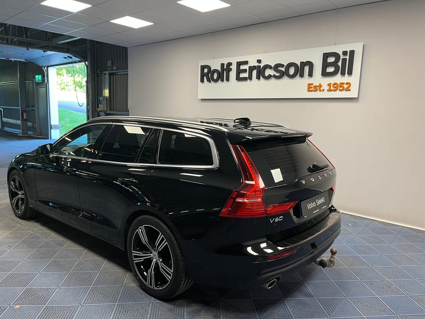Bild 3 av Volvo V60 B4 Diesel Momentum Advanced SE