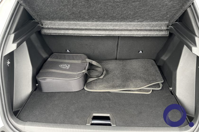 Bilde 5 av Peugeot e-2008 GT, Soltak