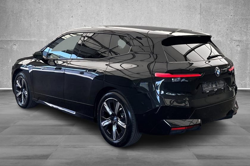 Bilde 3 av BMW iX xDrive40