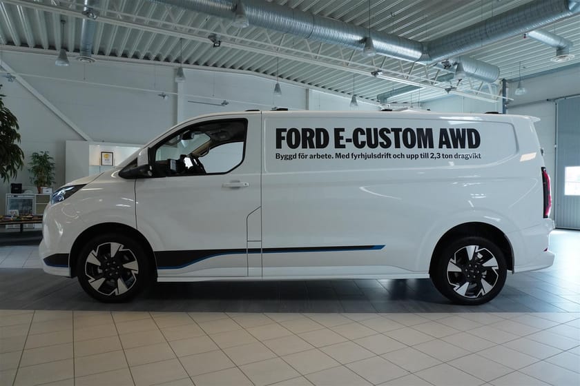 Bild 3 av Ford E-Transit Custom 340 AWD E-Custom Skåp Sport 340l Elmotor 160kw 218hk 1-Växlad El