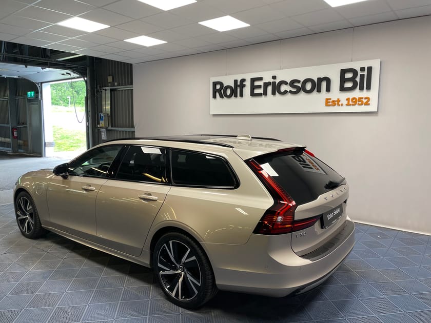 Bild 3 av Volvo V90 Recharge T8 Ultimate Dark