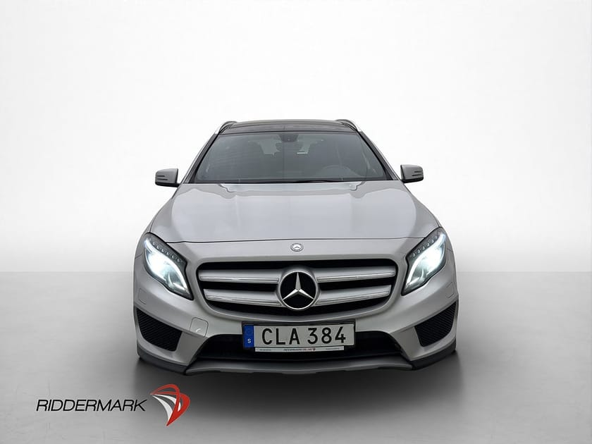 Bild 2 av Mercedes-Benz GLA 220 CDI 4MATIC AMG 200d Pano Värmare Kamera Skinn