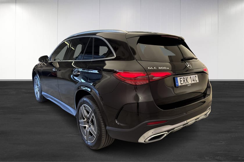 Bild 4 av Mercedes-Benz GLC 300 e 4MATIC AMG Line Premium/ Distronic Pro/ 360kamera/ SUV