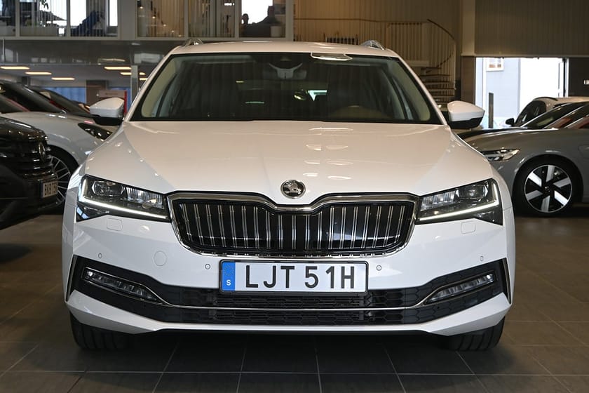 Bild 5 av Škoda Superb iV Kombi Skoda 1.4 TSI Business Edition Plug in hybrid