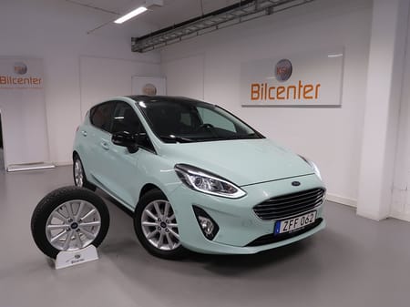 Ford Fiesta 5-d 1.0 Titanium V-Däck ingår Navi-Kamera-CarPlay-Adapt