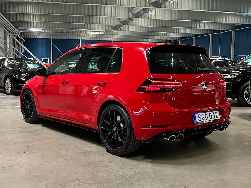 Bild 5 av Volkswagen Golf  R 2.0 TSI 310Hk 4Motion | Cockpit | Backkamera