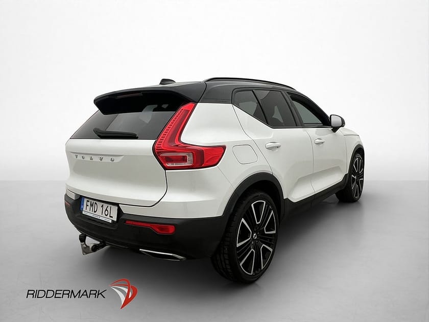 Bild 4 av Volvo XC40 T5 TwEn R-Design Pano H/K Drag Kamera Skinn 21"