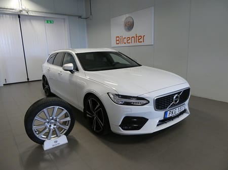 Volvo V90 D3 AWD R-Design *Ny kamrem Navi-Värmare-Rattvärme-SoV