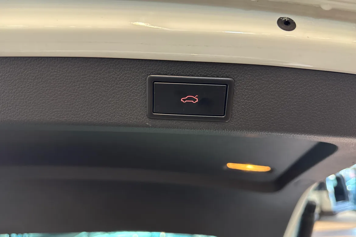 picture of a car