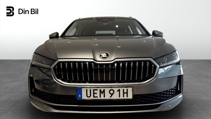 Bild 4 av Škoda Superb iV Kombi COMBI SELECTION TSI 204 DSG *Plug-In Hybrid*