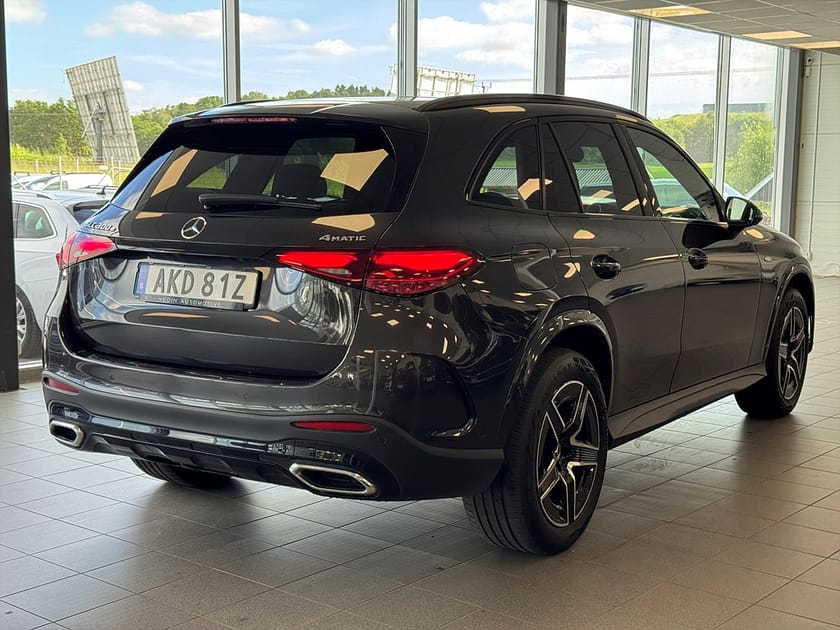 Bild 2 av Mercedes-Benz GLC 300 e 4MATIC 300e AMG Burmester MOMS